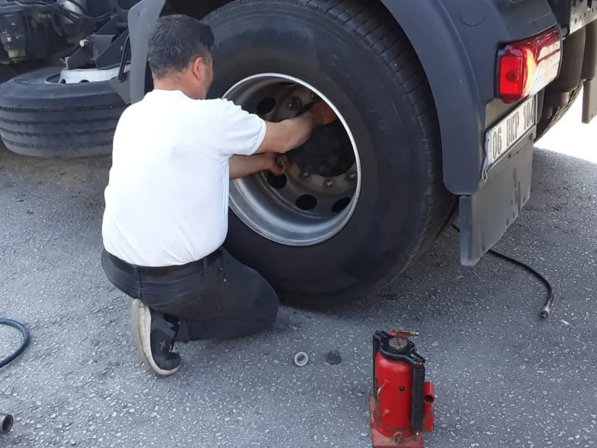 Karatay Oto Lastikçi